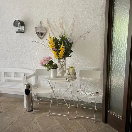 Grosses Gaestezimmer Mit Bad * Miltenberg
