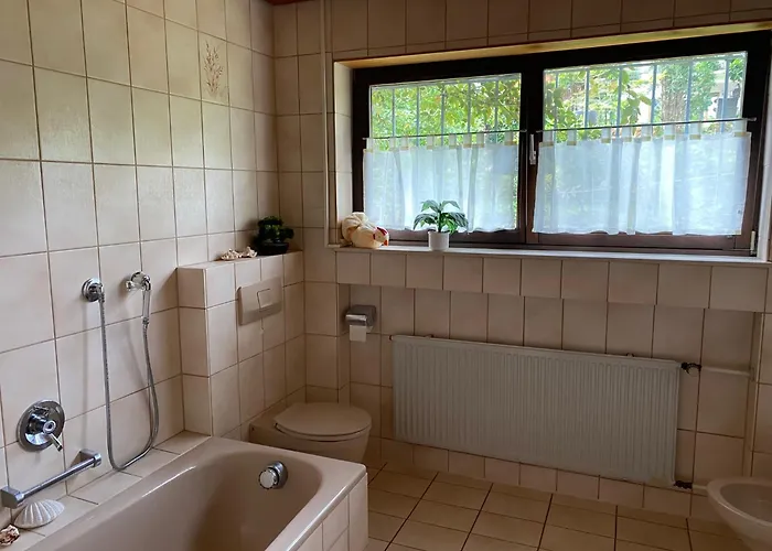 Accommodatie bij particulieren Grosses Gaestezimmer Mit Bad *