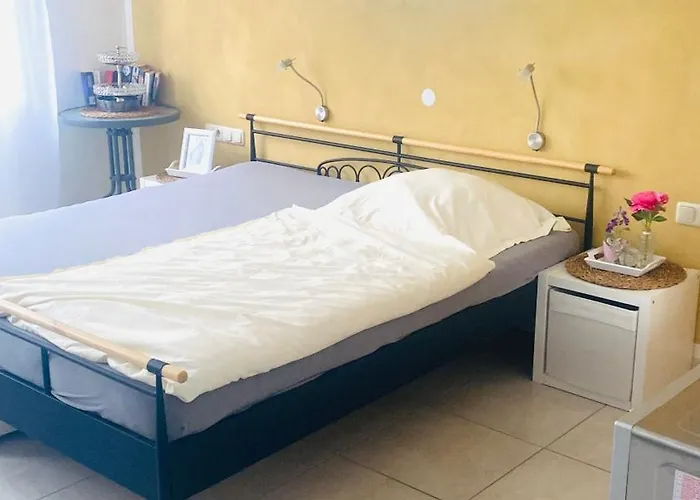 Accommodatie bij particulieren Grosses Gaestezimmer Mit Bad *
